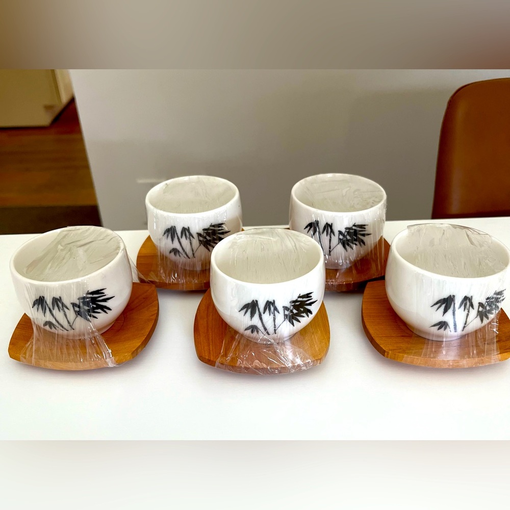 Set of 5 sake cups with saucers